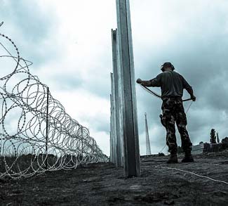 Hungary builds border fence on its border with Serbia, cc Freedom House Flickr, modified, https://creativecommons.org/licenses/by/2.0/