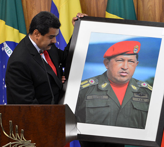 MaduroChavez, cc Alexanderps wikicommons, http://creativecommons.org/licenses/by/3.0/br/deed.en