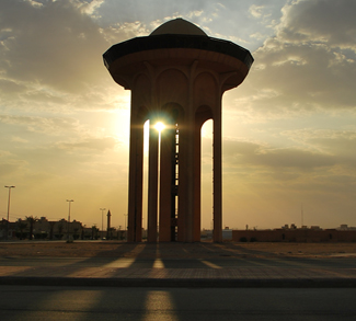 Saudi Water Tower, cc Flickr Andrew A. Shenouda, modified