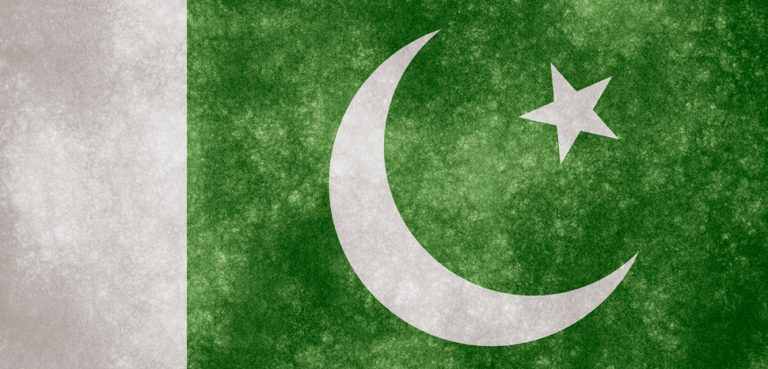 Pakistan Flag, cc Nicholas Raymond, modified, http://freestock.ca/flags_maps_g80-pakistan_grunge_flag_p1062.html